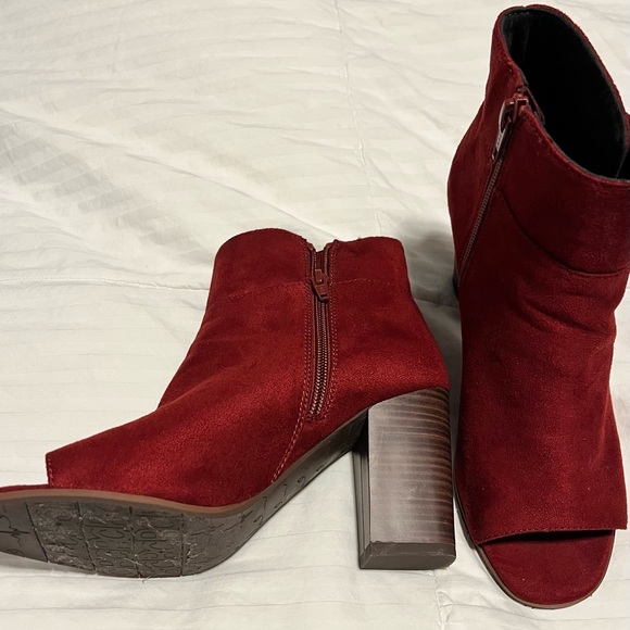 Maroon suede boots open toe - Picture 2 of 2